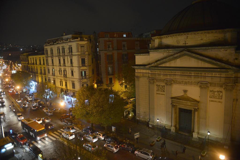 B&B Cuore Di Napoli Exterior foto